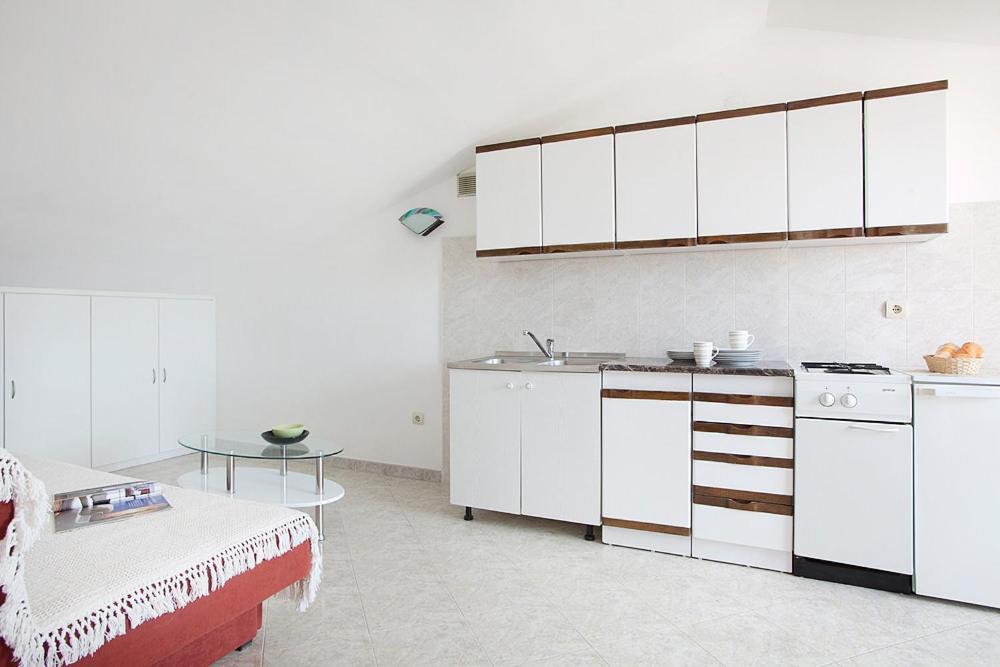 Apartments Eugen 2024 拉巴克 外观 照片