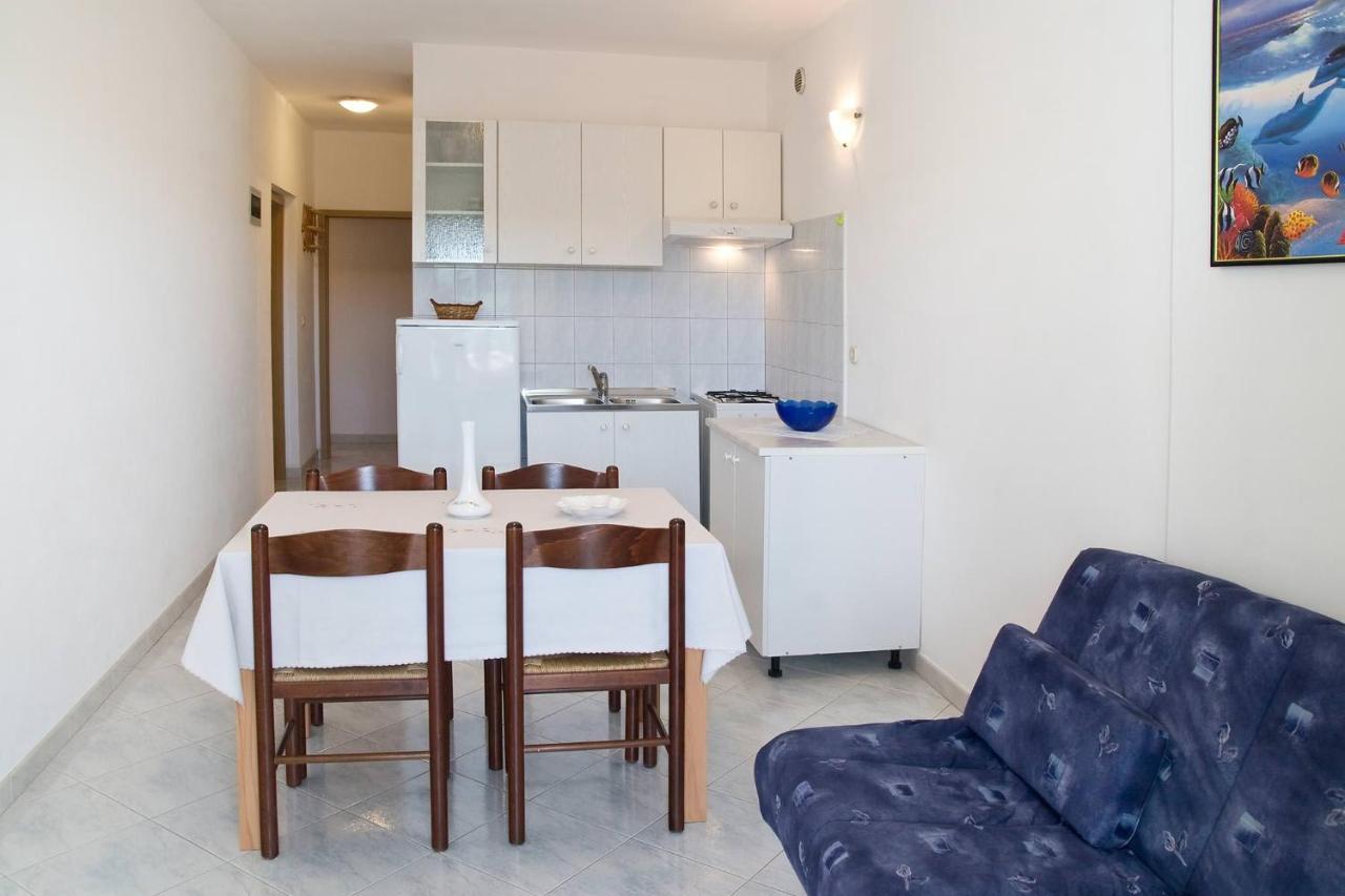 Apartments Eugen 2024 拉巴克 外观 照片